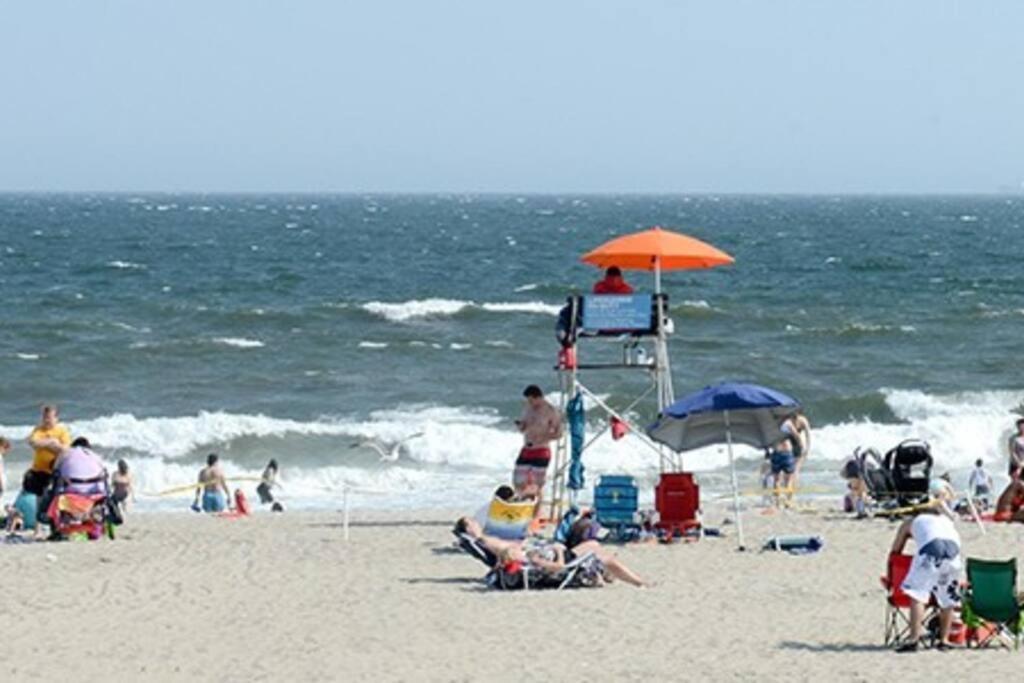 Rockaway 3 Bedroom Suite By The Sea. นิวยอร์ก ภายนอก รูปภาพ